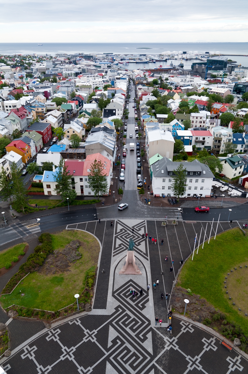 A Look Down Skolavodustigur