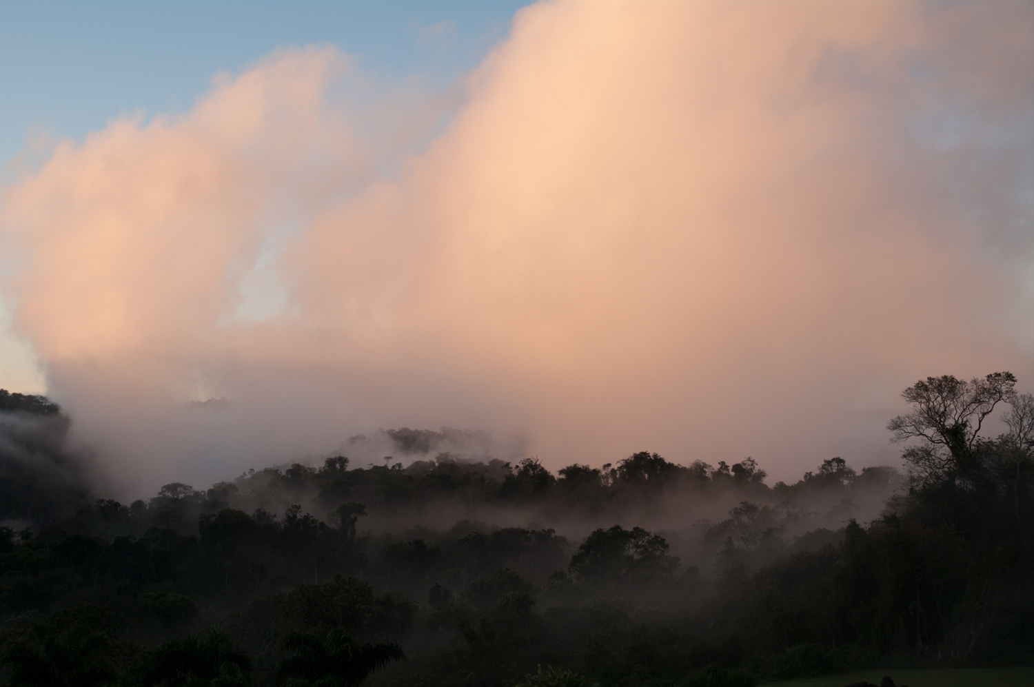 Sunrise Iguazu