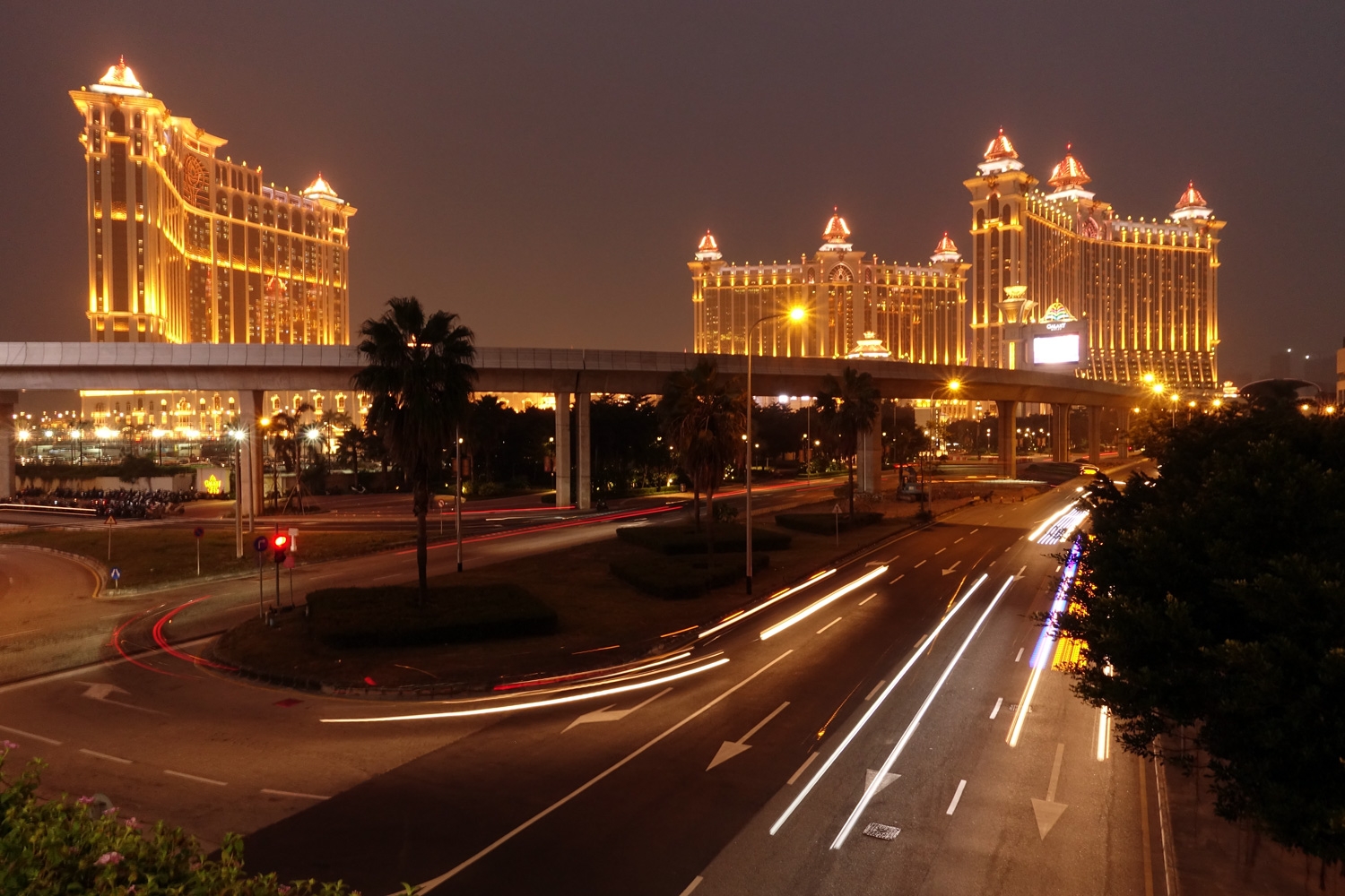 The Galaxy Casino And Hotel